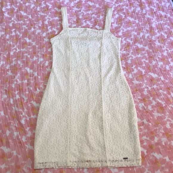 Mini Bodycon Lace Dress - Picture 2 of 8